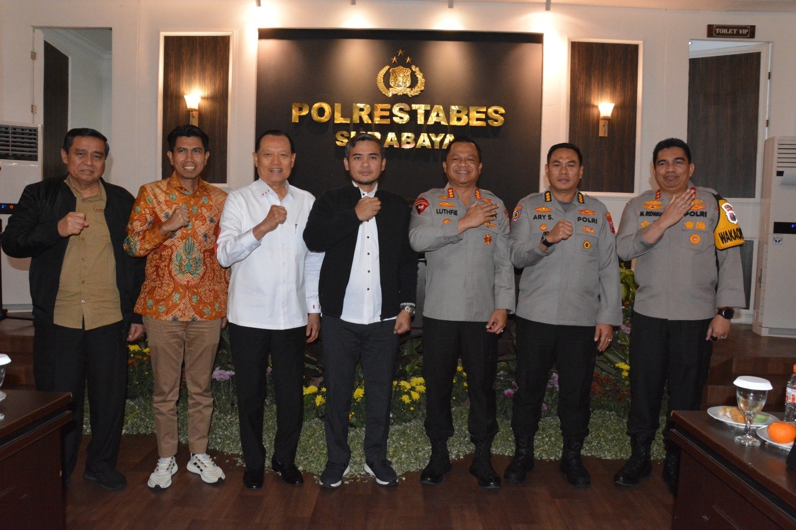 Jaga Muruah DPR RI, MKD Sosialisasikan Kode Etik dan Aturan TNKB Khusus ke Polrestabes Surabaya