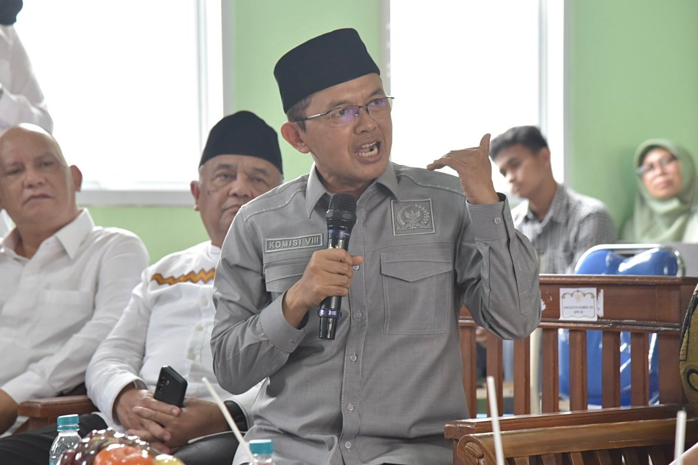 Nasib Guru Honorer Jadi Sorotan, Maman Imanul Haq Dorong Pengangkatan PPPK